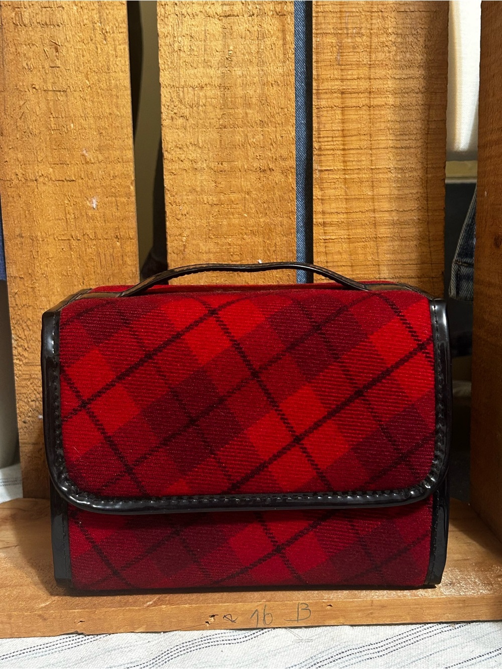 VINTAGE BATH AND BODY WORKS COSMETIC ORGANIZER